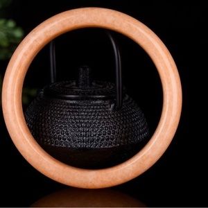 Orange jade bracelet